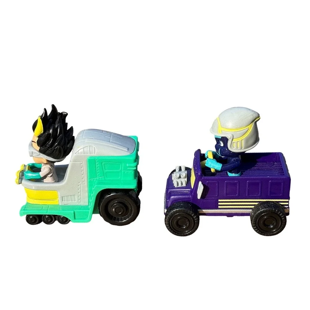 PJ Masks Just Play‎ Romeo Lab Night Ninja Bus Toy Vehicle Set Villains Wheelies